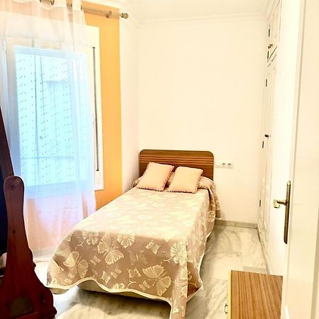 2 Min Centro Y Playa Calle Independencia 푸엔히롤라 외부 사진