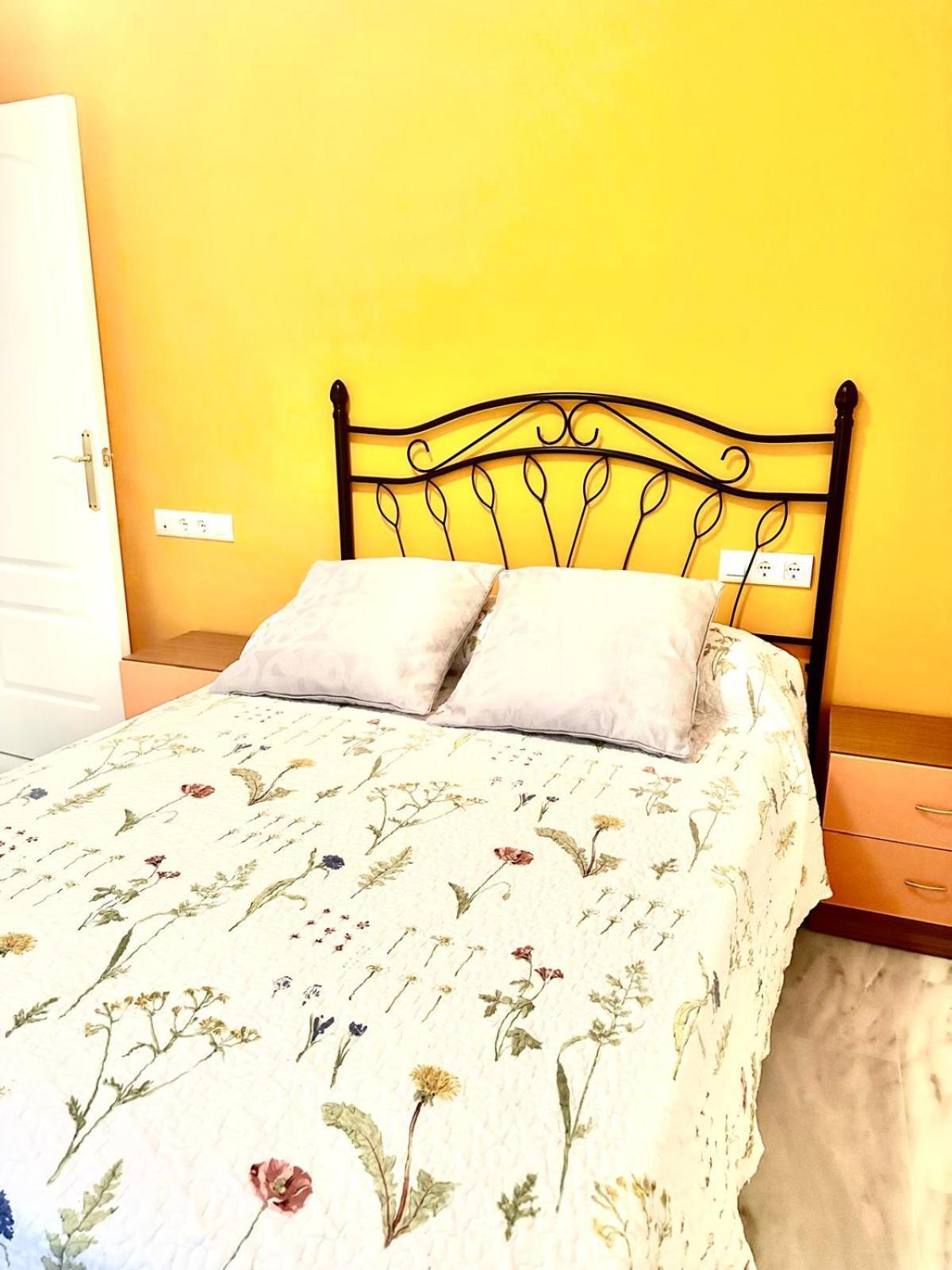 2 Min Centro Y Playa Calle Independencia 푸엔히롤라 외부 사진